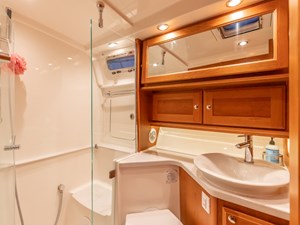 2023 SABRE YACHTS 45 Salon Express - photo 31