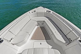 2022 INTREPID 427 Nomad FE - photo 9