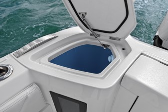 2022 INTREPID 427 Nomad FE - photo 15