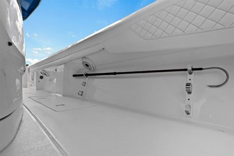 2022 INTREPID 427 Nomad FE - photo 24