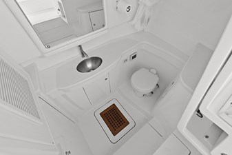 2022 INTREPID 427 Nomad FE - photo 39