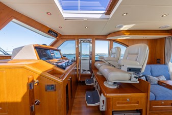 2014 GRAND BANKS MARINE 50 Eastbay SX - photo 23
