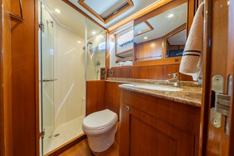 2014 GRAND BANKS MARINE 50 Eastbay SX - photo 33