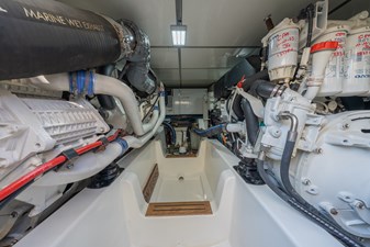 2014 GRAND BANKS MARINE 50 Eastbay SX - photo 38