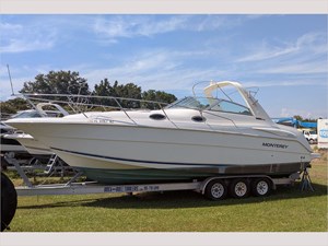 30' MONTEREY 2004 302 CRUISER 485162