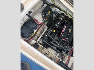 2004 BAYLINER - photo 6