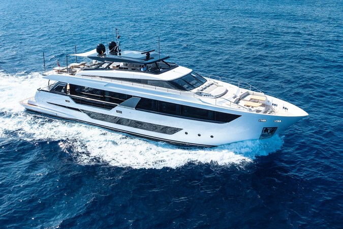 2025 FERRETTI YACHTS 1000 - photo 0