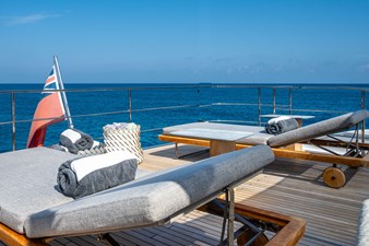 2025 FERRETTI YACHTS 1000 - photo 24