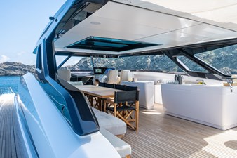 2025 FERRETTI YACHTS 1000 - photo 16