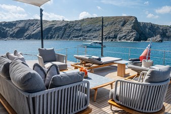 2025 FERRETTI YACHTS 1000 - photo 23