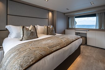 2025 FERRETTI YACHTS 1000 - photo 52