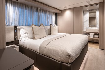 2025 FERRETTI YACHTS 1000 - photo 59