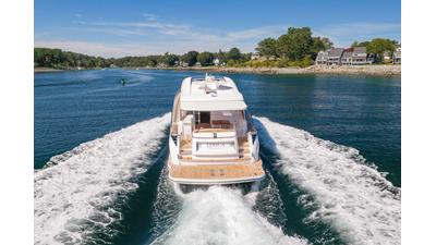 2023 BELIZE MOTORYACHT 66 Sedan - photo 8