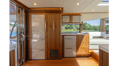 2023 BELIZE MOTORYACHT 66 Sedan - photo 18