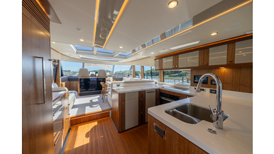 2023 BELIZE MOTORYACHT 66 Sedan - photo 20