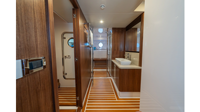 2023 BELIZE MOTORYACHT 66 Sedan - photo 36