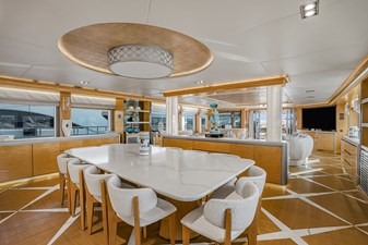 2017 MAJESTIC YACHTS  - photo 5