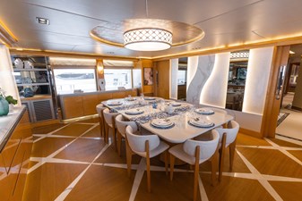 2017 MAJESTIC YACHTS  - photo 6