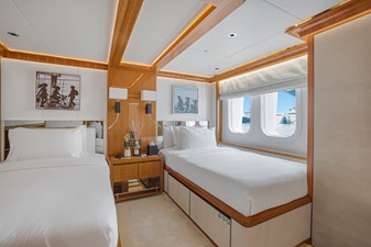 2017 MAJESTIC YACHTS  - photo 17