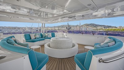 2017 MAJESTIC YACHTS  - photo 33