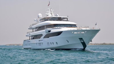 2017 MAJESTIC YACHTS  - photo 39