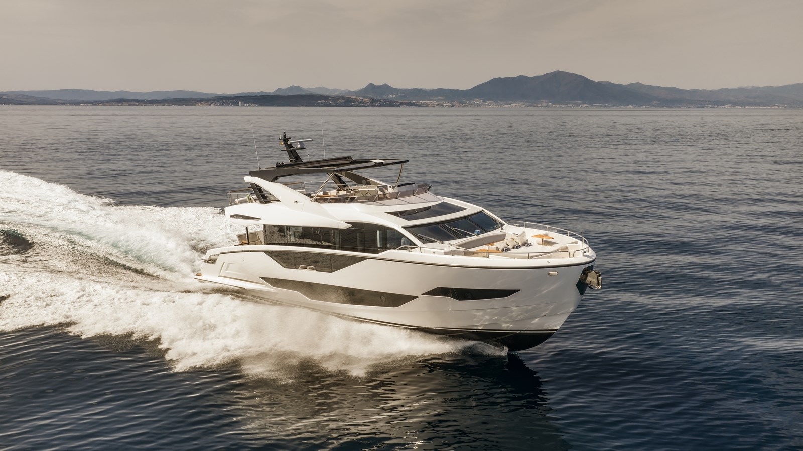 2022 SUNSEEKER 90 OCEAN — photograph 3