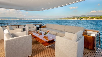 2019 VAN DER VALK  - photo 4