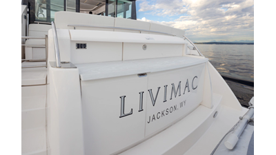 2019 TIARA YACHTS C49 Coupe - photo 8