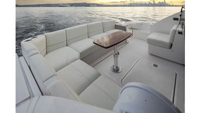 2019 TIARA YACHTS C49 Coupe - photo 13