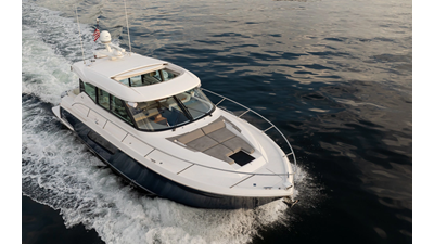 2019 TIARA YACHTS C49 Coupe - photo 4
