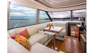 2019 TIARA YACHTS C49 Coupe - photo 21