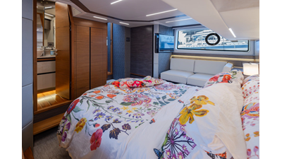2019 TIARA YACHTS C49 Coupe - photo 36