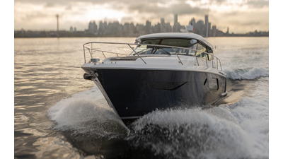 2019 TIARA YACHTS C49 Coupe - photo 41