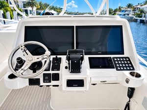 2022 INTREPID 477 - photo 21
