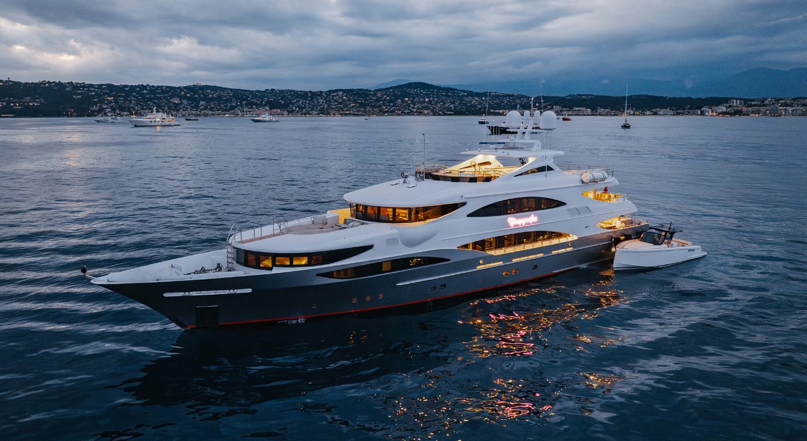 Champagne Seas - Photo