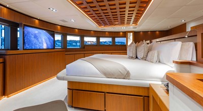 2012 TRINITY YACHTS - photo 9