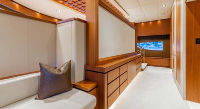 2012 TRINITY YACHTS - photo 10