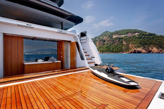2025 FERRETTI CUSTOM LINE - photo 3