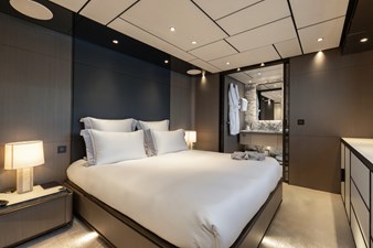 2025 FERRETTI CUSTOM LINE  - photo 22