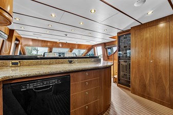 2007 HARGRAVE CUSTOM YACHTS Flushdeck FB Motor Yacht - photo 11