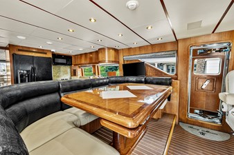 2007 HARGRAVE CUSTOM YACHTS Flushdeck FB Motor Yacht - photo 13