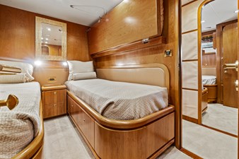2007 HARGRAVE CUSTOM YACHTS Flushdeck FB Motor Yacht - photo 26