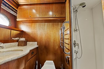 2007 HARGRAVE CUSTOM YACHTS Flushdeck FB Motor Yacht - photo 34