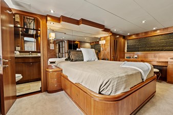 2007 HARGRAVE CUSTOM YACHTS Flushdeck FB Motor Yacht - photo 35