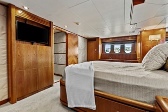 2007 HARGRAVE CUSTOM YACHTS Flushdeck FB Motor Yacht - photo 36