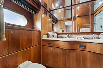 2007 HARGRAVE CUSTOM YACHTS Flushdeck FB Motor Yacht - photo 40