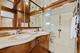 2007 HARGRAVE CUSTOM YACHTS Flushdeck FB Motor Yacht - photo 41