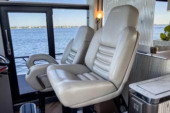 2026 GALEON YACHTS 620 FLY - photo 18