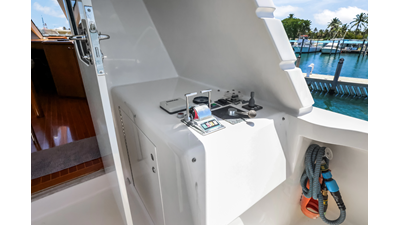 2000 CUSTOM Power Catamaran - photo 11
