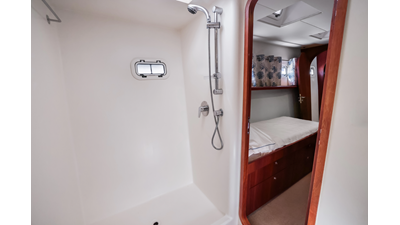 2000 CUSTOM Power Catamaran - photo 23